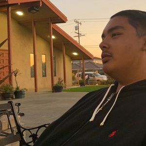 Meet your Posher, Cesar